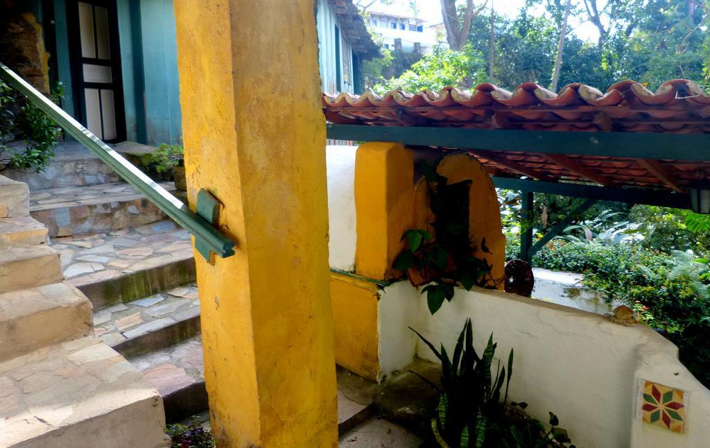 Pouso Das Glicinias - B&B 欧鲁普雷图 外观 照片